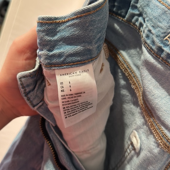 AE high waisted shorts size 6 - Picture 4 of 4